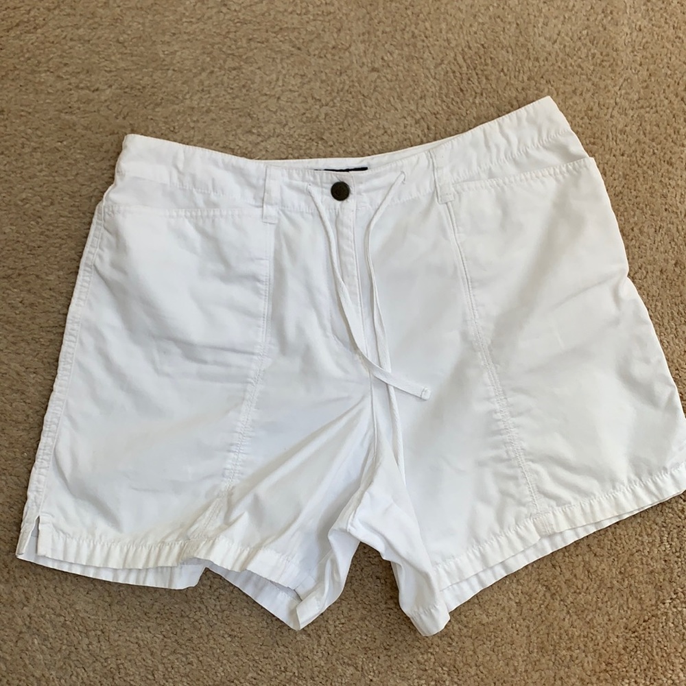 New York & Company white cotton short
